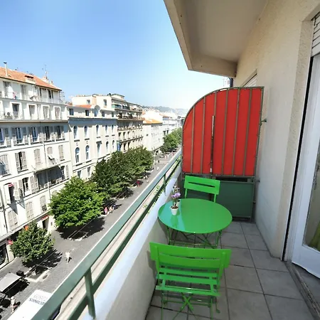 Notre Dame - 5 Stars House *